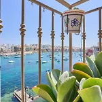 Apartment Seafront Luxury Marsaskala