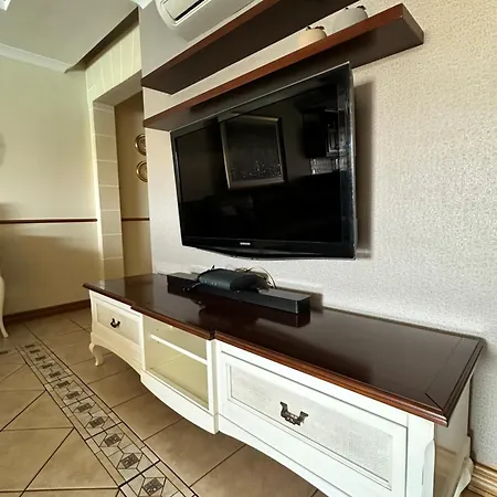 Apartment Seafront Luxury *
