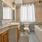 Daire Seafront Luxury *