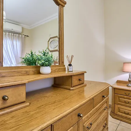 Seafront Luxury Apartamento