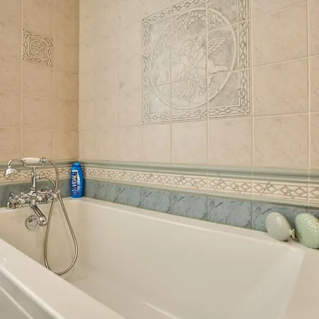 Seafront Luxury Apartamento Marsaskala