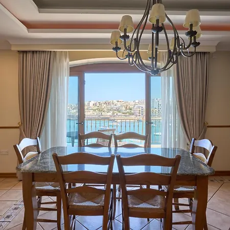 Apartamento Seafront Luxury Marsaskala