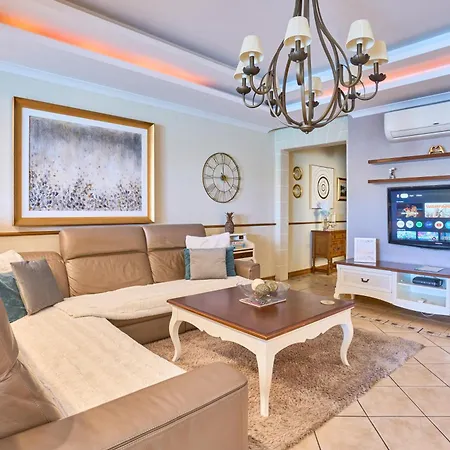 Seafront Luxury * Marsaskala