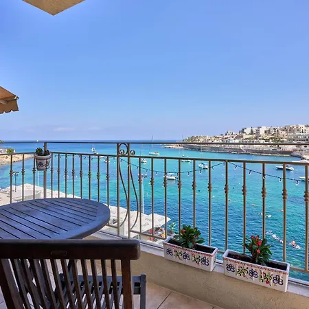 Seafront Luxury * Marsaskala