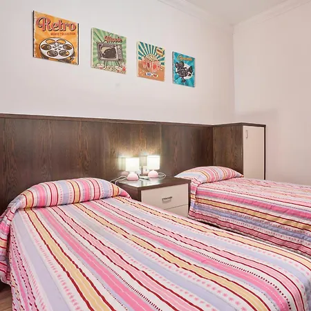 Seafront Luxury Apartamento *