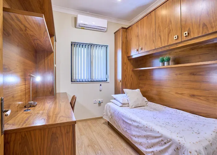 Seafront Luxury Marsaskala