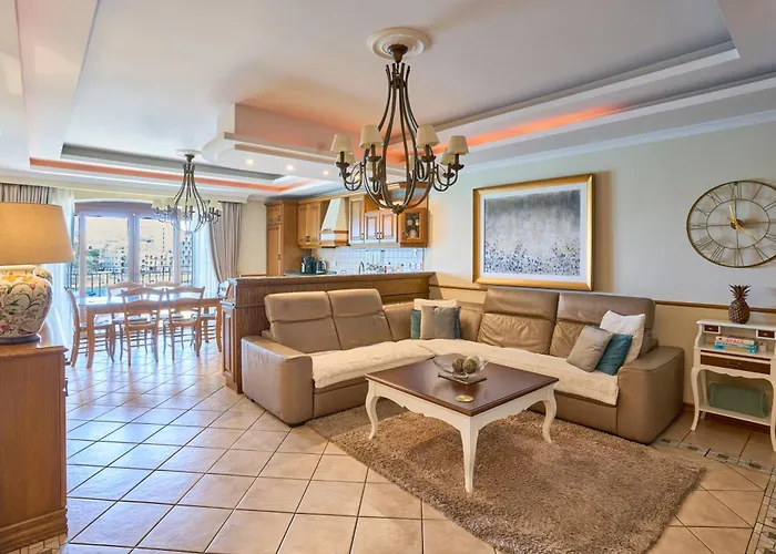 Seafront Luxury Lejlighed *