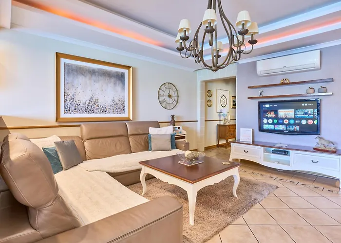 Seafront Luxury * Marsaskala