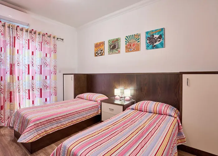 Seafront Luxury Lejlighed *